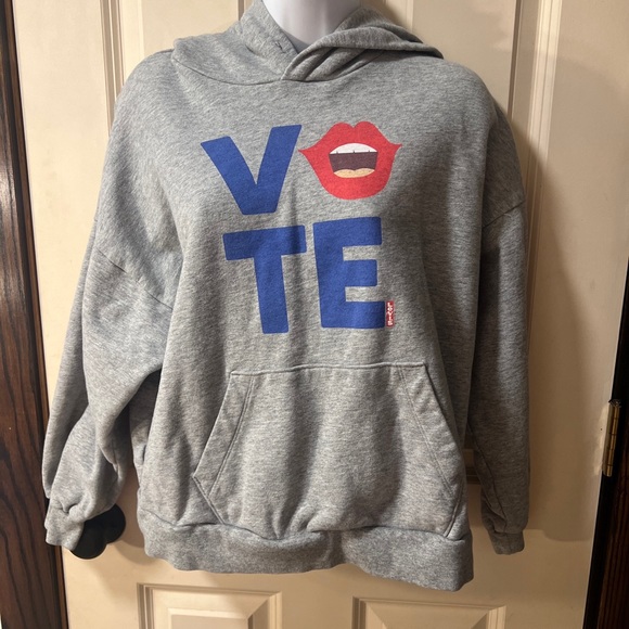 Levi's Vote Relaxed Graphic Hoodie, Wash Gray Heather, Small - Picture 4 of 13